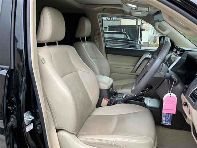 TOYOTA LAND CRUISER PRADO 2021