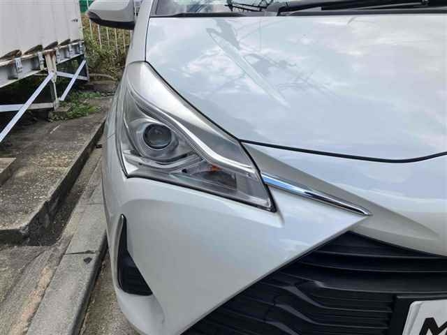TOYOTA VITZ 2017