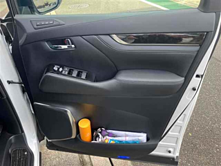 TOYOTA ALPHARD 2022