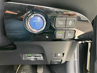 TOYOTA PRIUS 2016