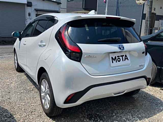 TOYOTA AQUA 2023