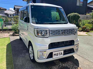 TOYOTA PIXIS MEGA 2016