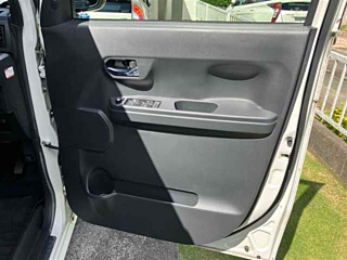 TOYOTA PIXIS MEGA 2016