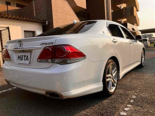 TOYOTA CROWN 2011