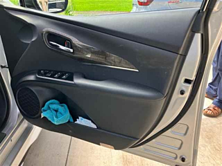 TOYOTA PRIUS 2016
