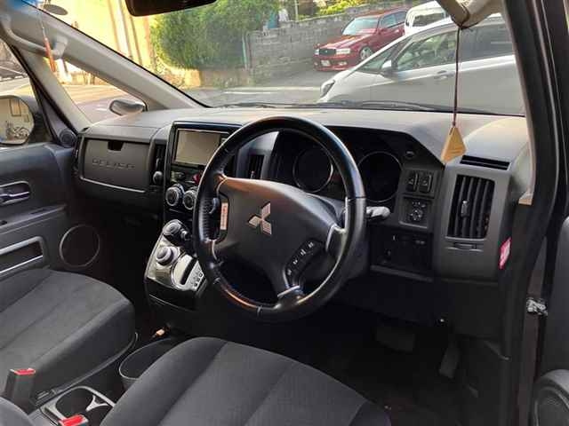 MITSUBISHI DELICA D5 2016