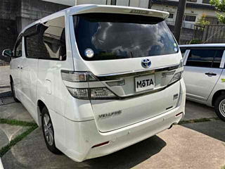 TOYOTA VELLFIRE 2013