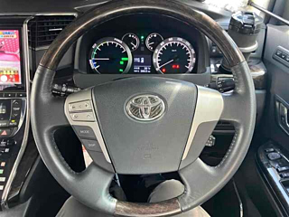TOYOTA ALPHARD 2014
