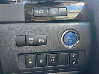 TOYOTA ALPHARD 2014