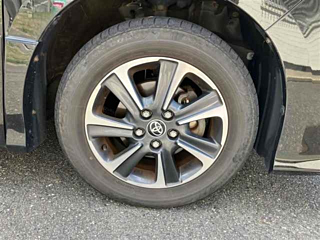 TOYOTA VOXY 2019