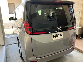 TOYOTA NOAH 2024
