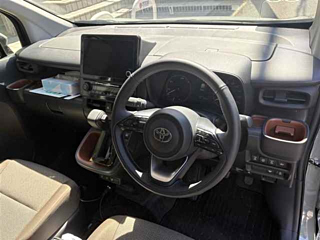 TOYOTA SIENTA 2024