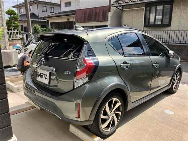 TOYOTA AQUA 2019