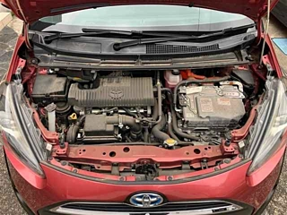 TOYOTA SIENTA 2016