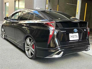 TOYOTA PRIUS 2016