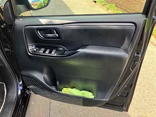 TOYOTA ESQUIRE 2020