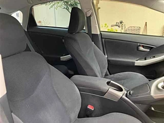 TOYOTA PRIUS 2015