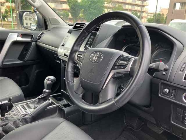 TOYOTA LAND CRUISER PRADO 2020