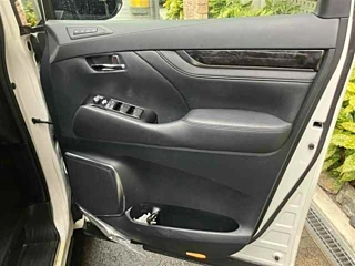TOYOTA ALPHARD 2021