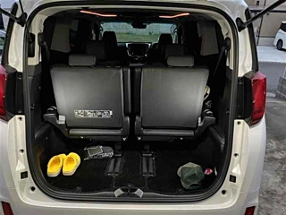 TOYOTA ALPHARD 2022