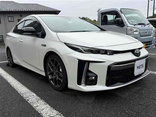 TOYOTA PRIUS PHV 2019