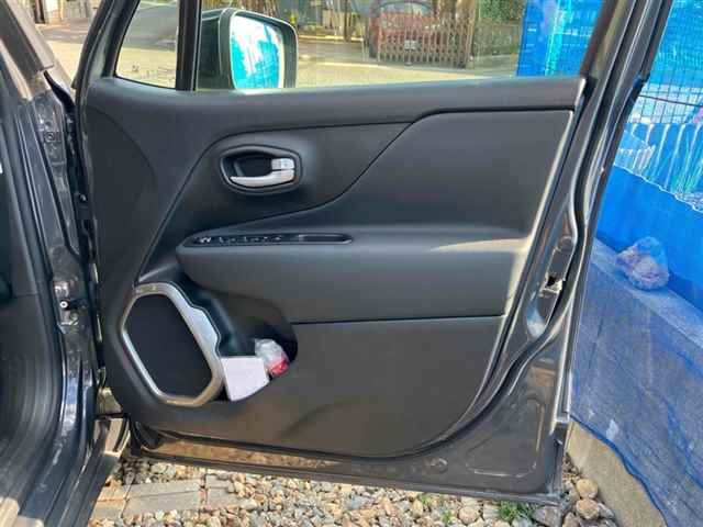 CHRYSLER JEEP RENEGADE 2023