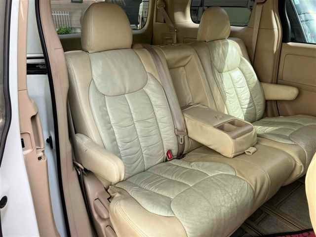 TOYOTA VELLFIRE 2012