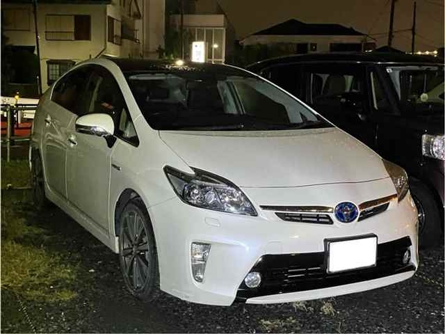 TOYOTA PRIUS 2013