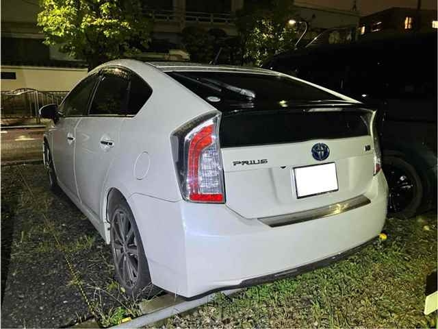 TOYOTA PRIUS 2013
