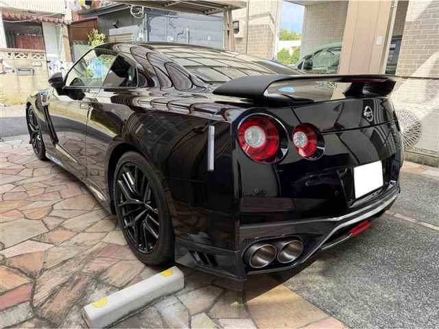 NISSAN GT-R 2019