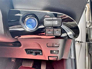 TOYOTA PRIUS 2020
