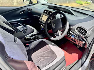 TOYOTA PRIUS 2020