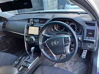 TOYOTA MARK X 2013