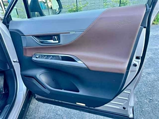 TOYOTA HARRIER 2022