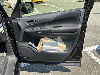 NISSAN SERENA 2018
