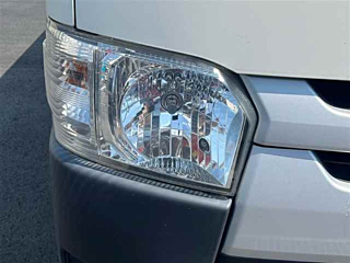 TOYOTA HIACE VAN 2016