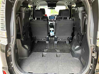 TOYOTA VOXY 2020