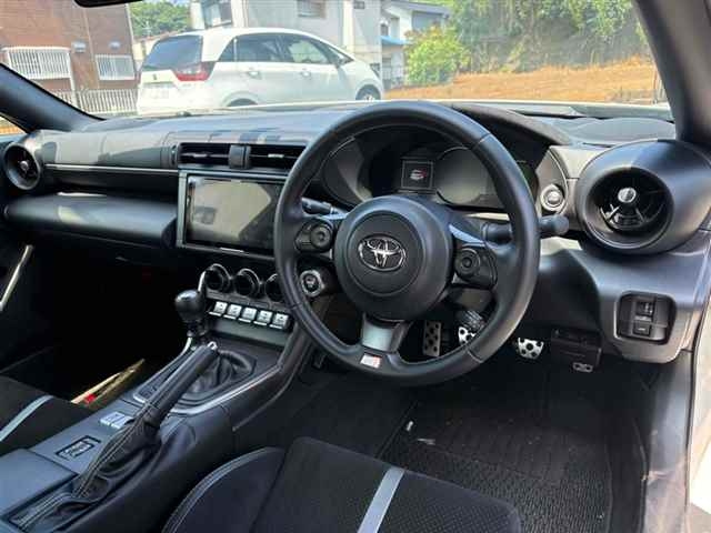TOYOTA 86 2023