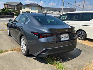 LEXUS IS 2021