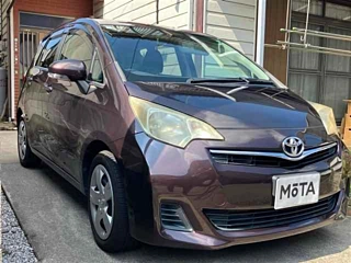 TOYOTA RACTIS 2011