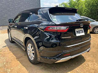 TOYOTA HARRIER 2017