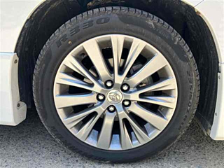 TOYOTA ALPHARD 2013
