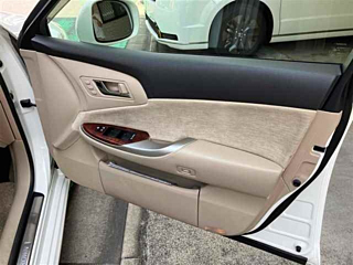 TOYOTA CROWN 2012