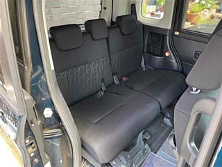 TOYOTA ROOMY 2018