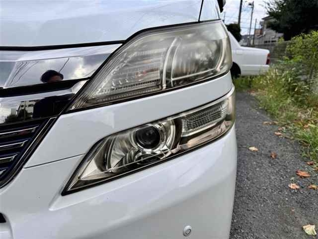 TOYOTA VELLFIRE 2012
