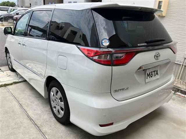 TOYOTA ESTIMA 2018