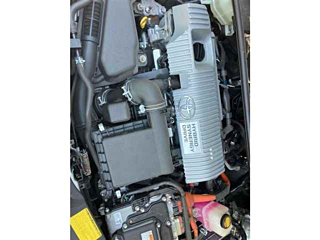 TOYOTA PRIUS 2014