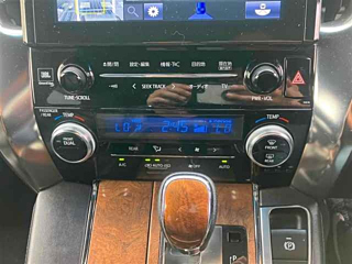 TOYOTA ALPHARD 2017