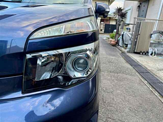 TOYOTA VOXY 2013