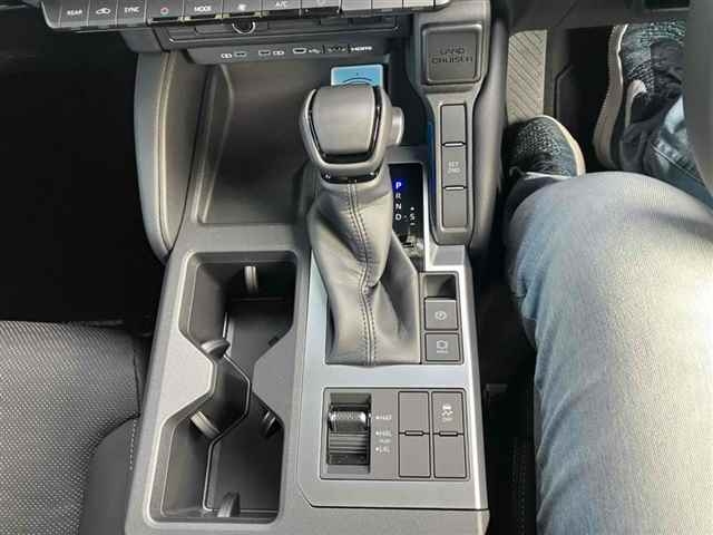 TOYOTA LAND CRUISER 2024